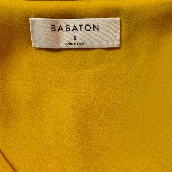 Aritzia Babaton Blouse S - Picture 3 of 3